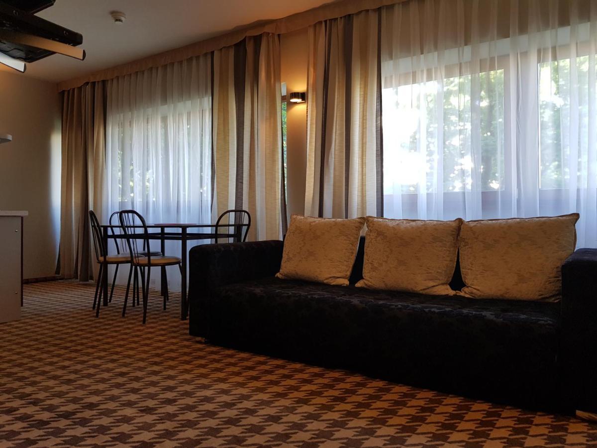 Apartament W Hotelu Sand コウォブジェク エクステリア 写真
