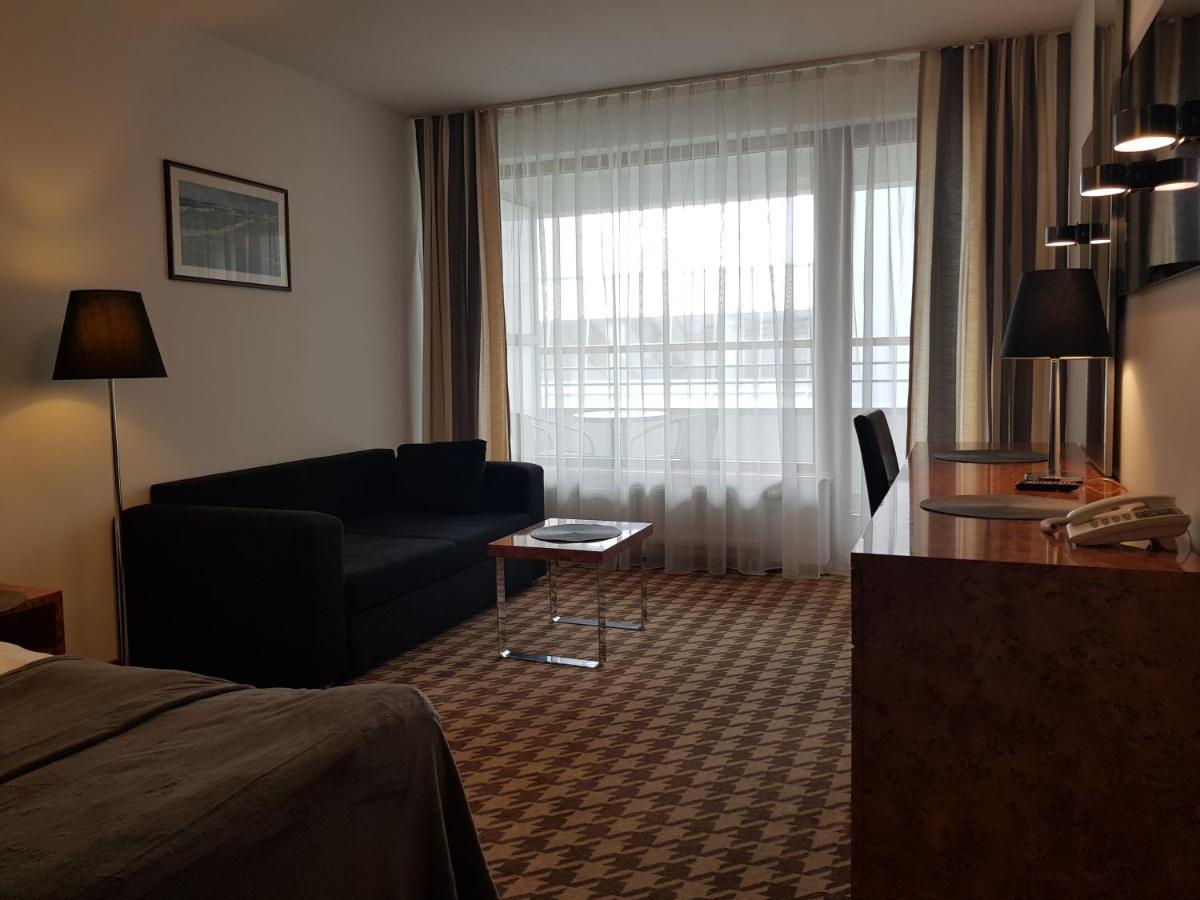 Apartament W Hotelu Sand コウォブジェク エクステリア 写真